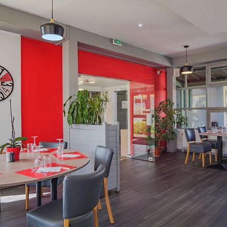 Hotel Restaurant Les Jardins D'Épône المظهر الخارجي الصورة